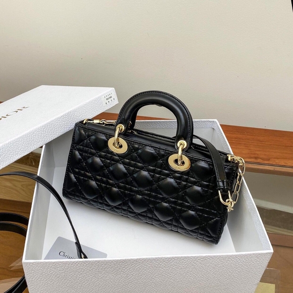 Lady D-Joy Purse - Picture 3 of 4